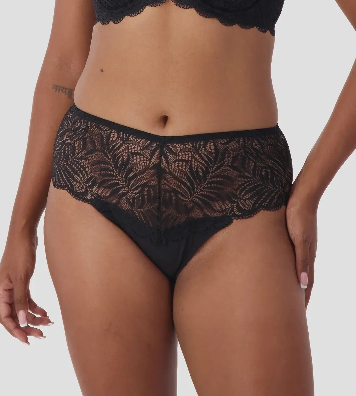 Triumph Essential Lace Maxi Brief -Black