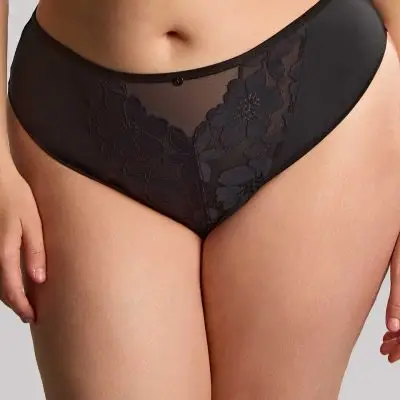 Sculptresse Flora Brazilian - Black